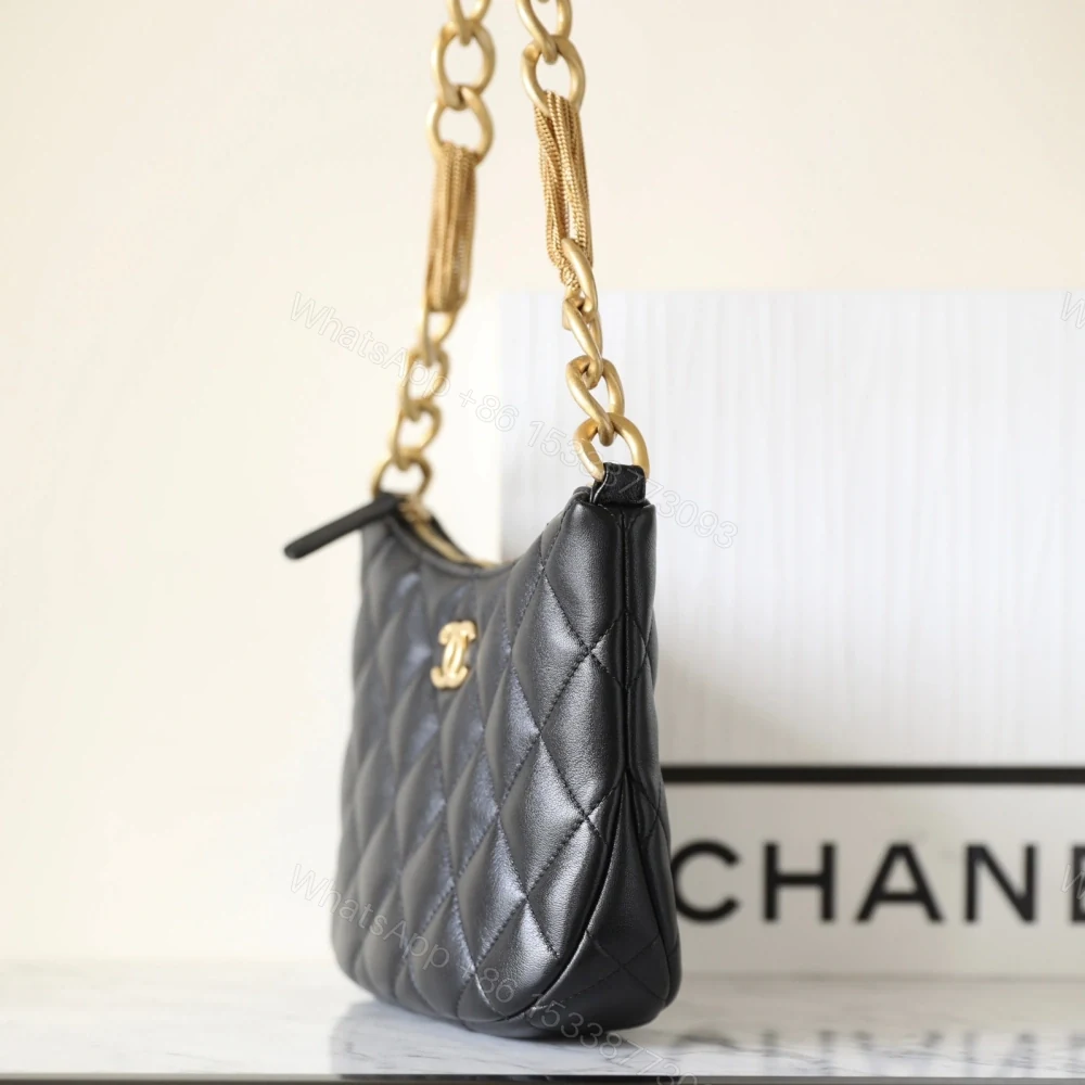 View 5 of Chanel高仿奢侈品腋下包23aHobo系列黑金免檢版