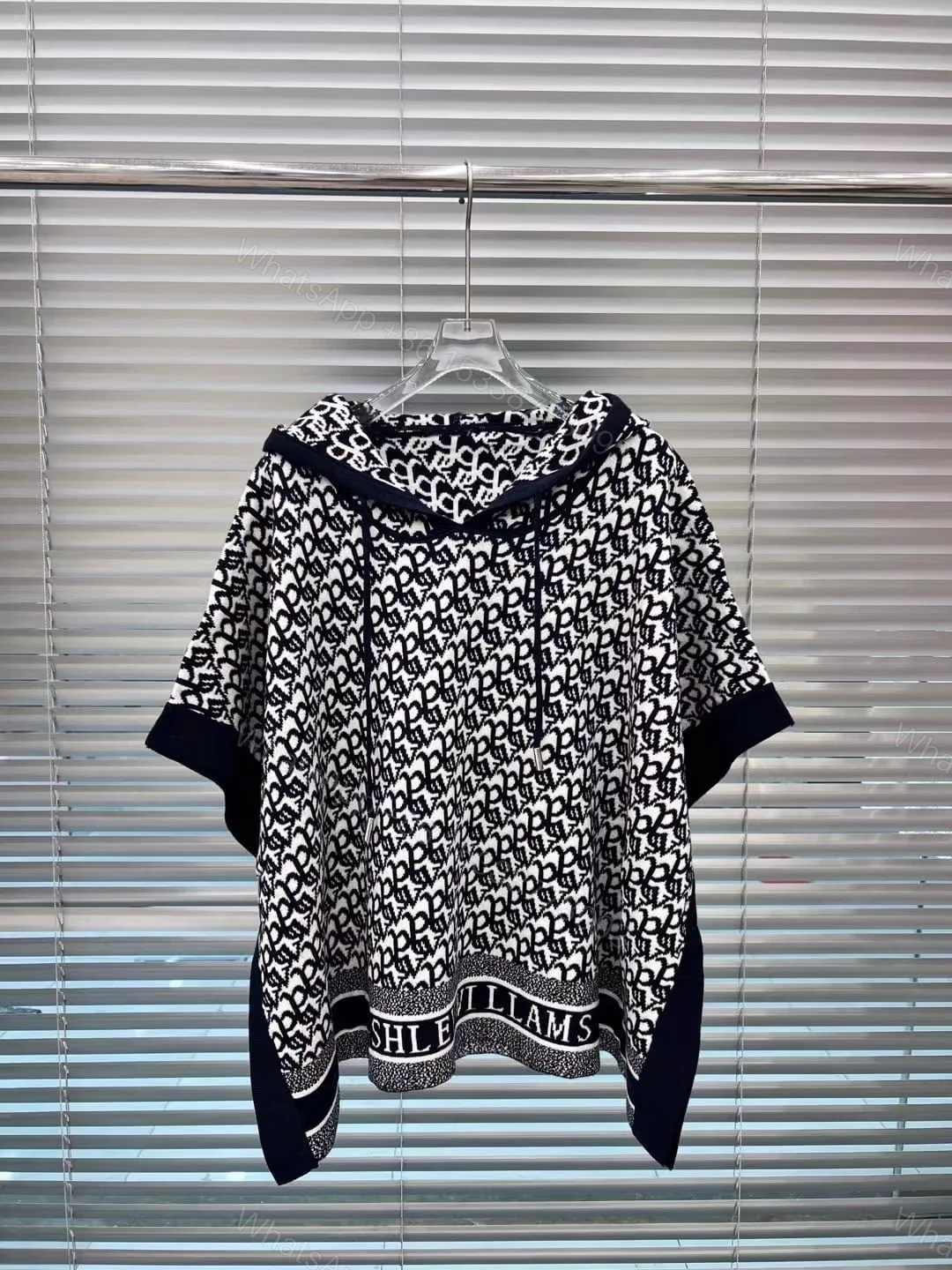 DIOR — view 1