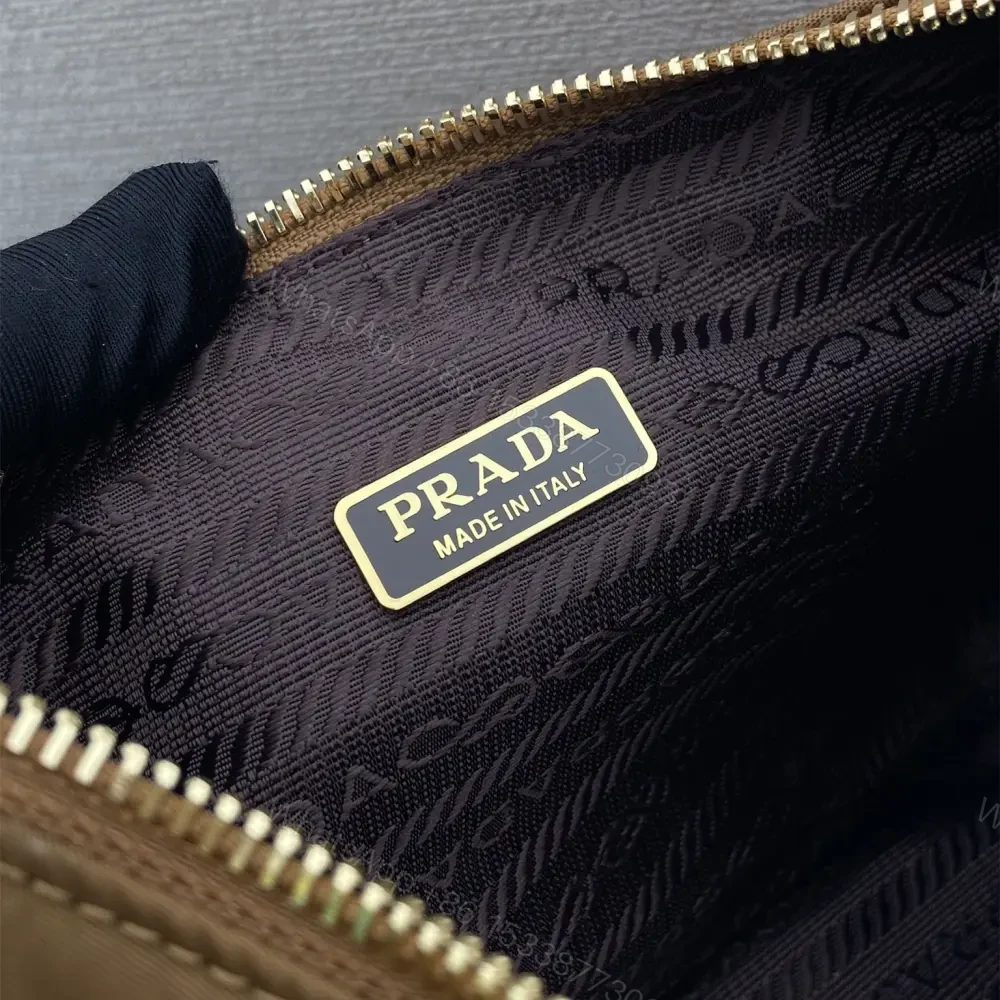 View 9 of 高仿Prada*RE-Nylon系列1BH204三合一單肩包棕色免檢版