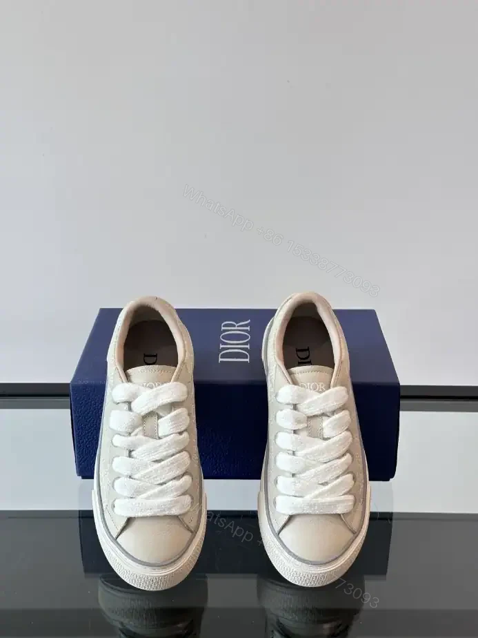 View 7 of DIOR B33 SPIN SNEAKERS BEIGE GRAINED CALFSKIN AND BEIGE GRAVITY OUTLINE LEATHER – CD201