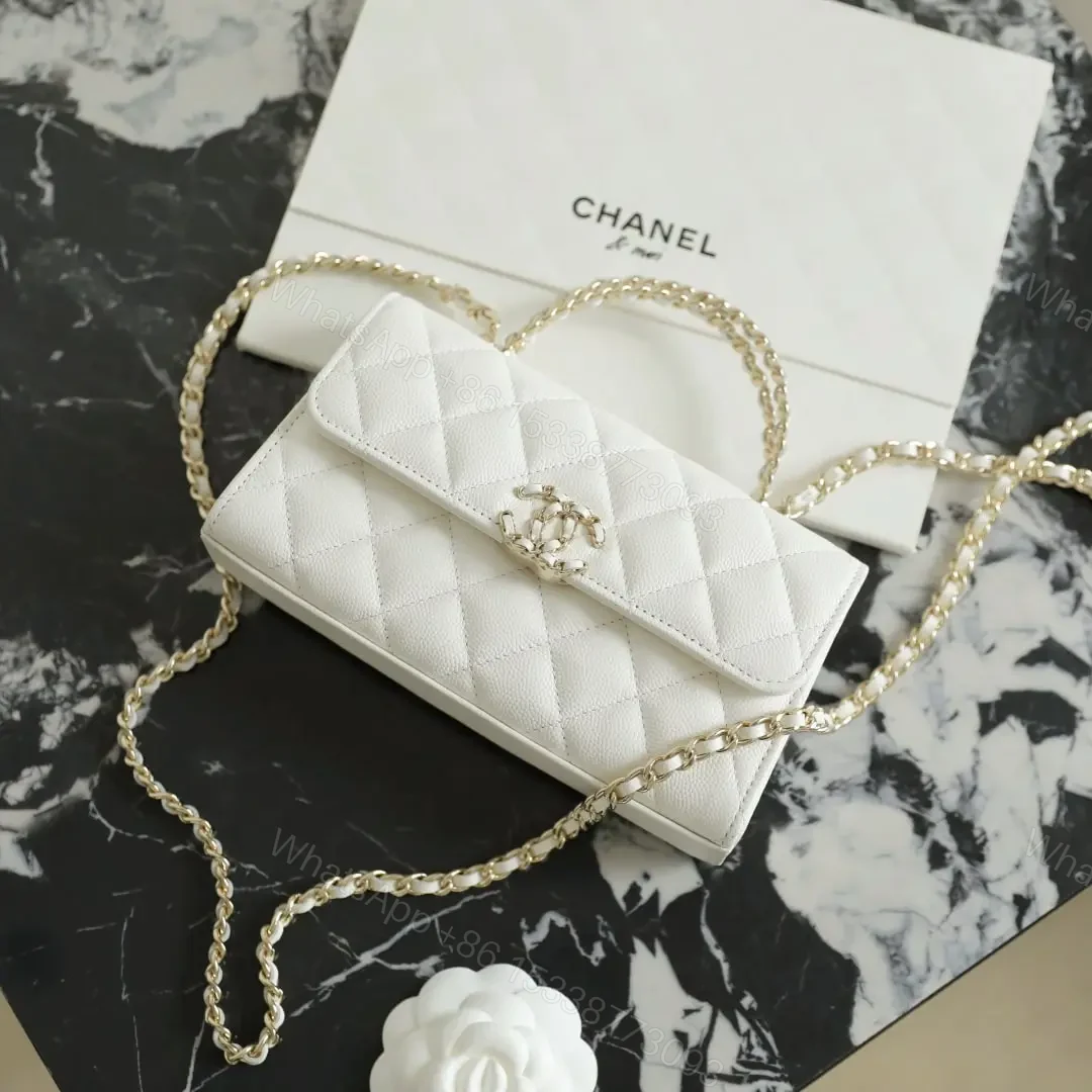 View 17 of 高仿Chanel*25S系列AP3238亮面小牛皮單肩包白色免檢版