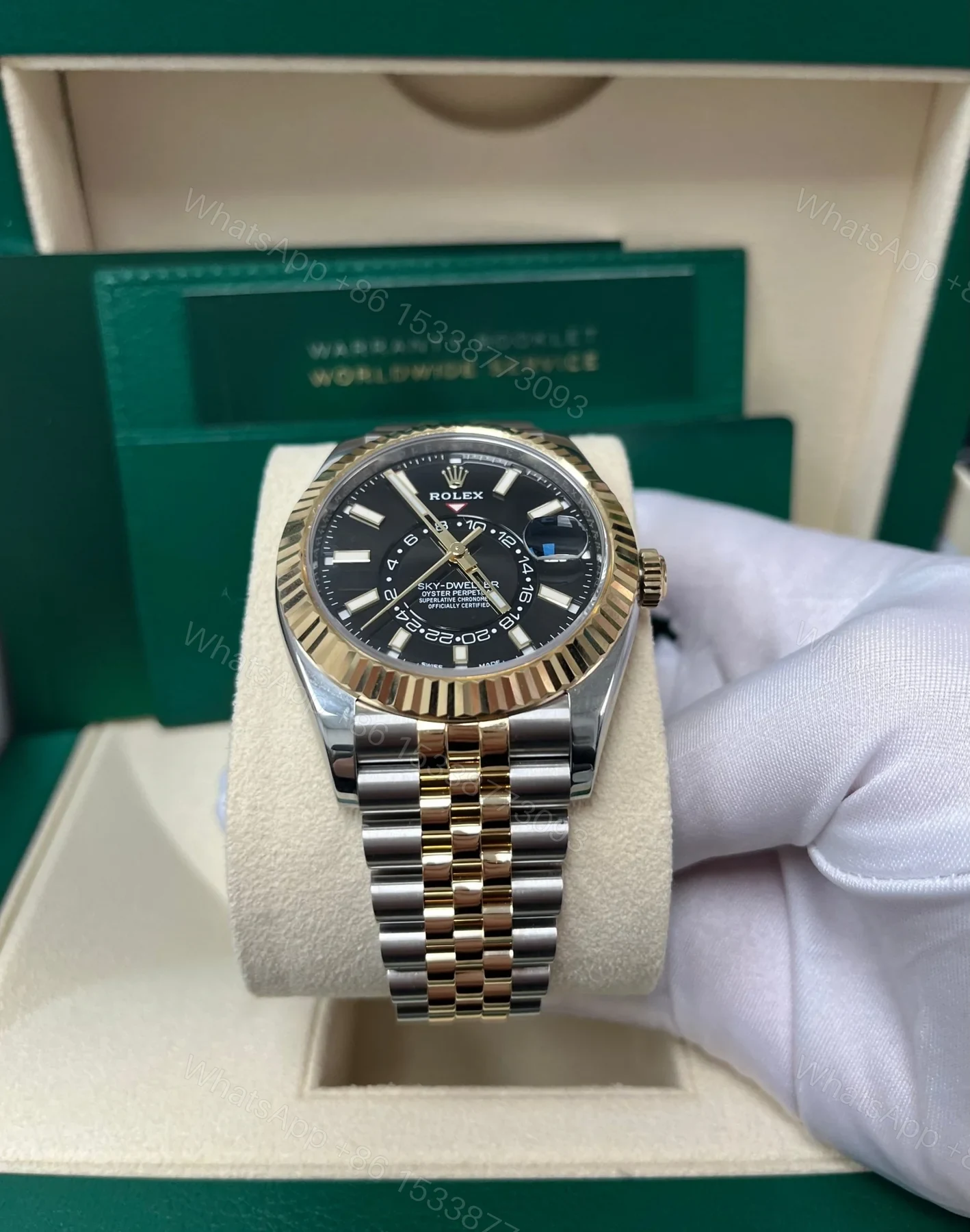 View 3 of Superclone Rolex Sky-Dweller Bright black Dial 336933 Jubilee