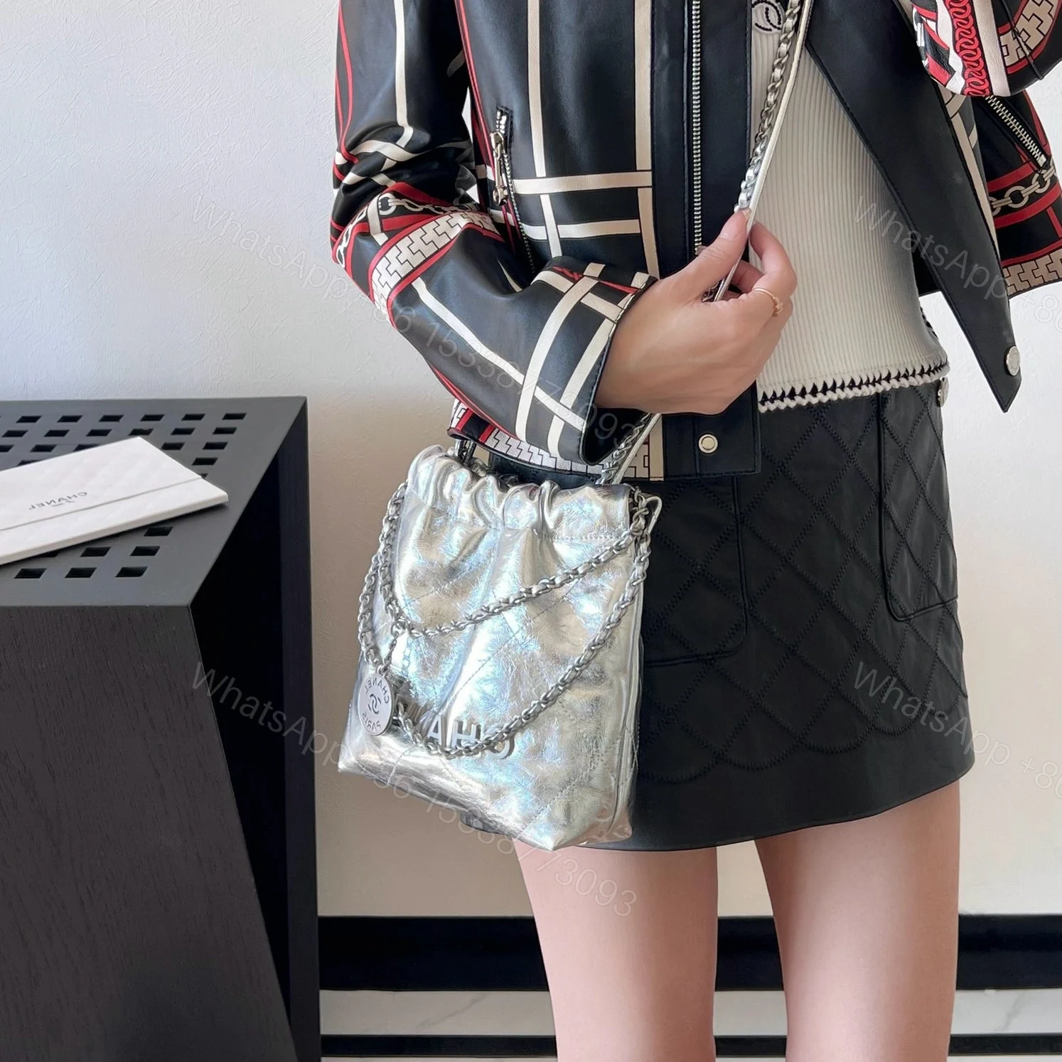 View 16 of 高仿Chanel*25C系列AS3980新款牛皮22Bag手袋Mini免檢版