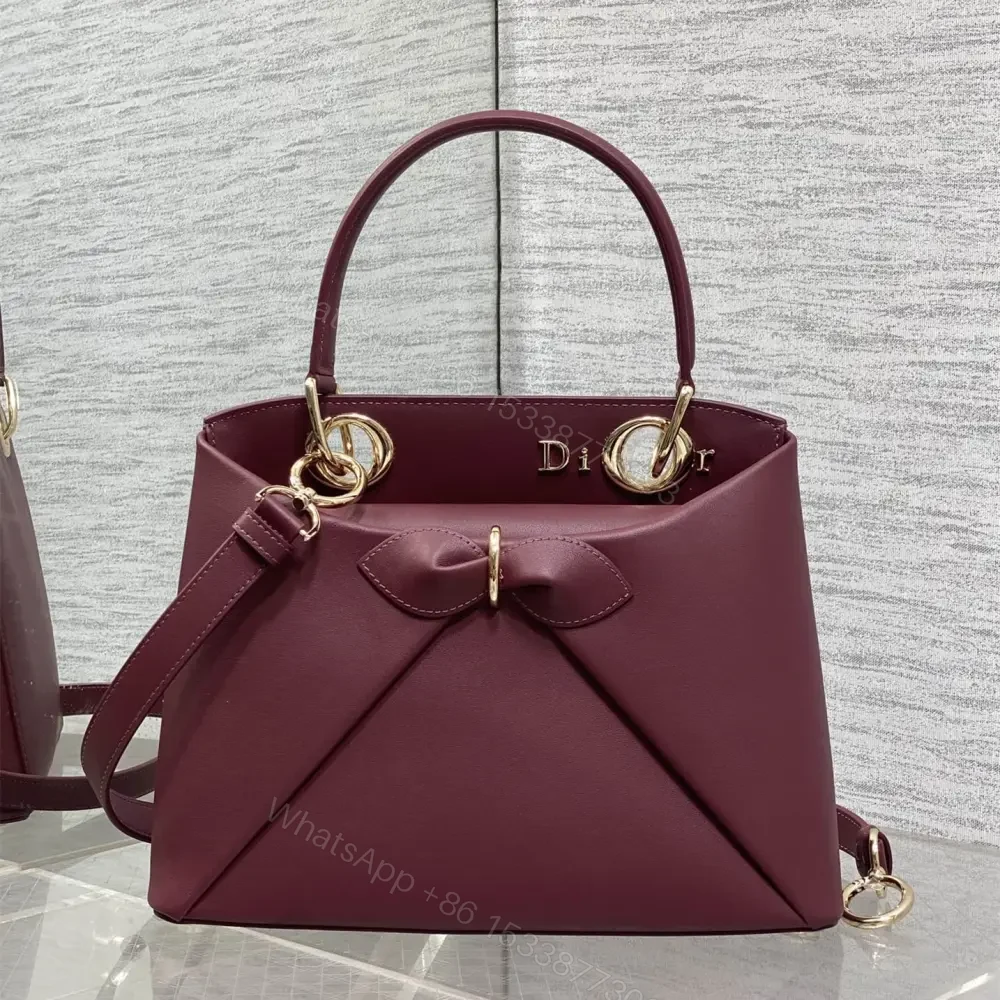 高仿Dior*26SS系列M0732RTU新款徽標手提包酒紅色免檢版 — view 1