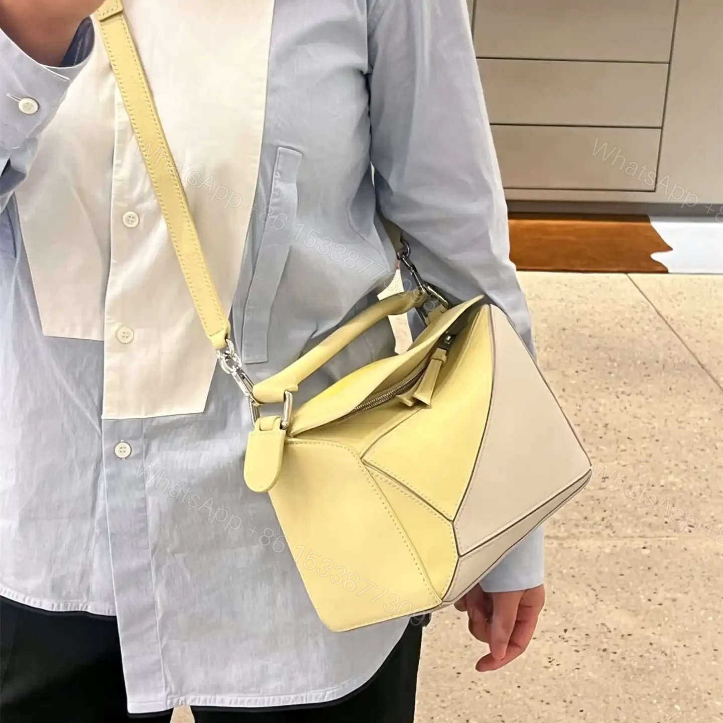 View 20 of 高仿Loewe*Puzzle系列0144幾何拼接手袋黃晶色小號免檢版