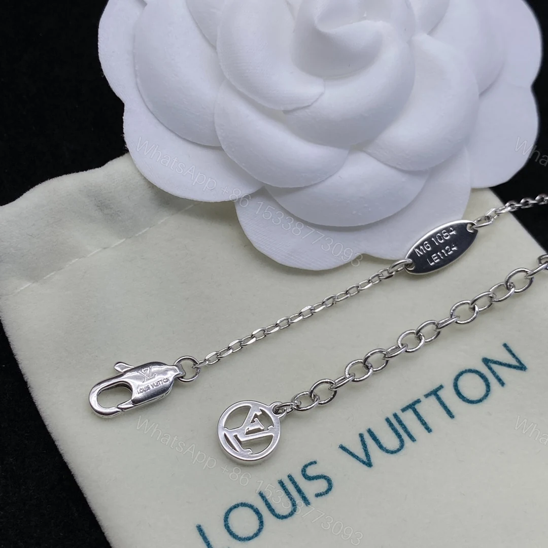View 4 of EN – Lux LV Necklaces 054