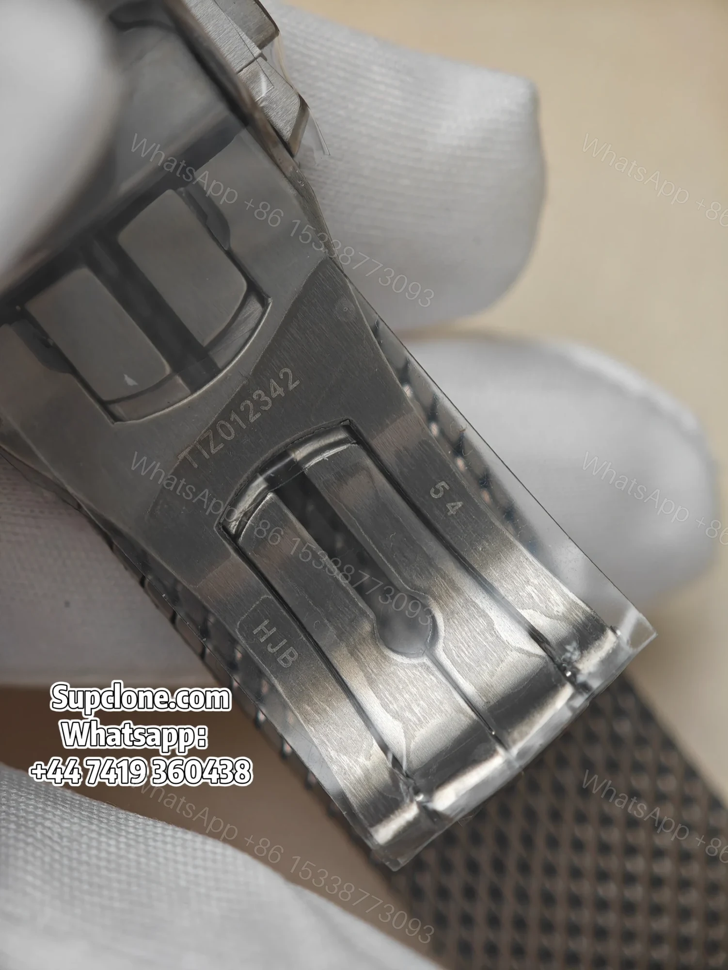 View 18 of Omega Super Clone Seamaster Diver 300M “No Time To Die” 42mm 210.90.42.20.01.001