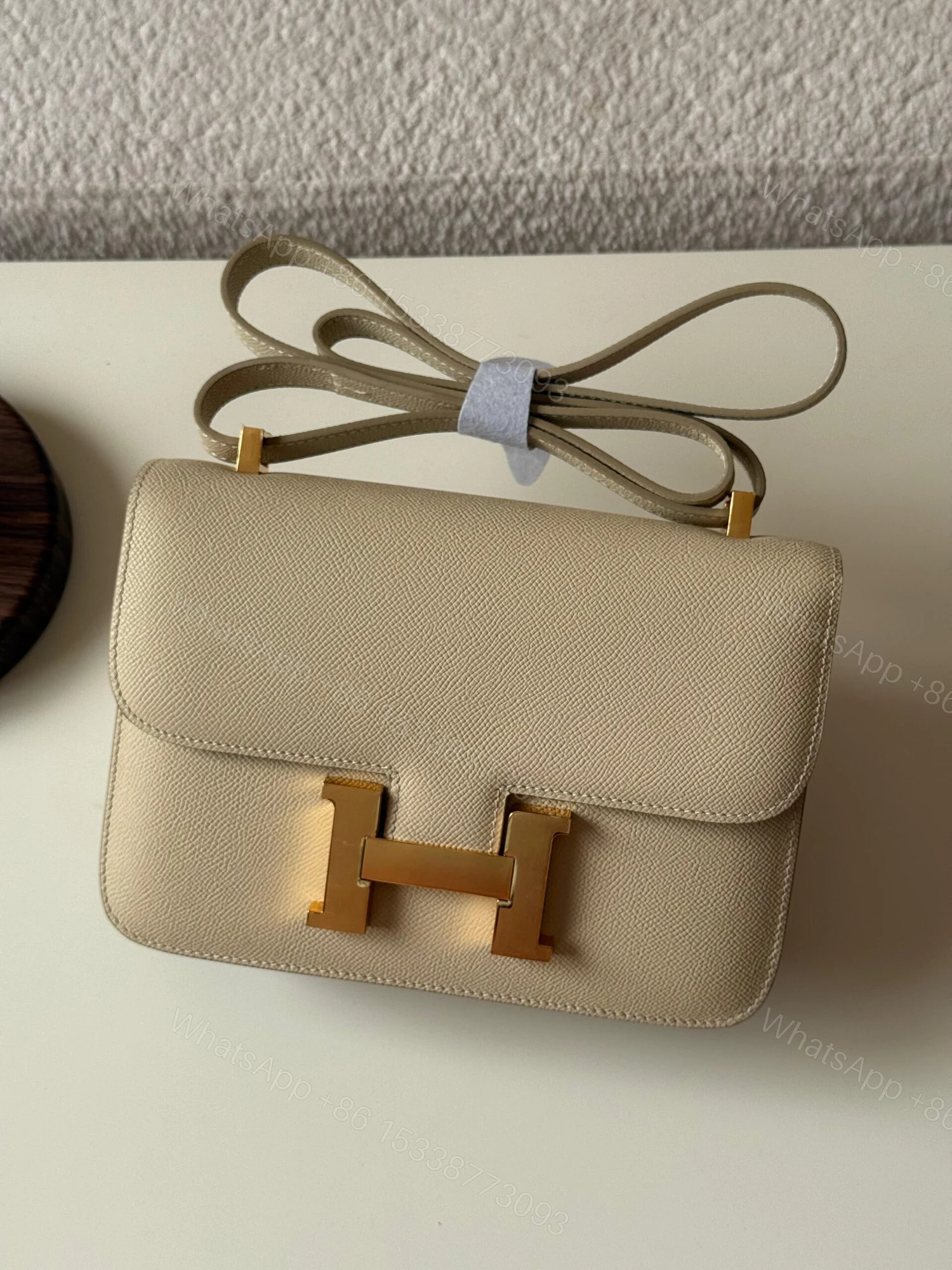 Hermès Constance 18 bag in the Craie Color — view 1