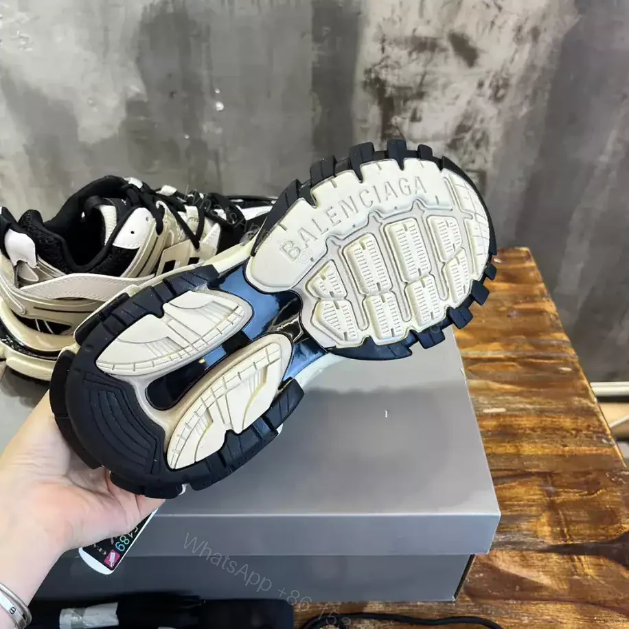 View 3 of BALENCIAGA TRACK SNEAKER – BB254