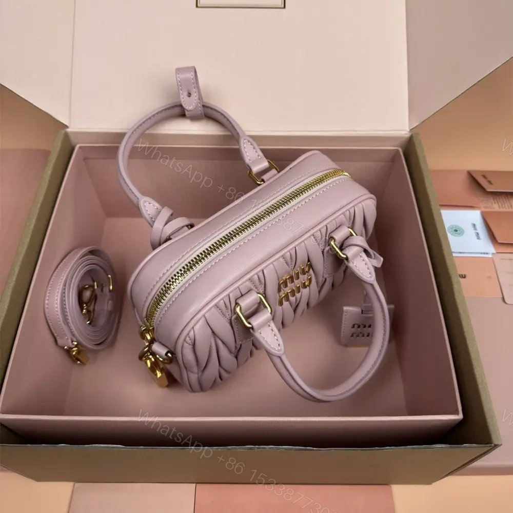 View 7 of 高仿miumiu*Arcadie系列5BB123小羊皮斜挎包粉色小號免檢版
