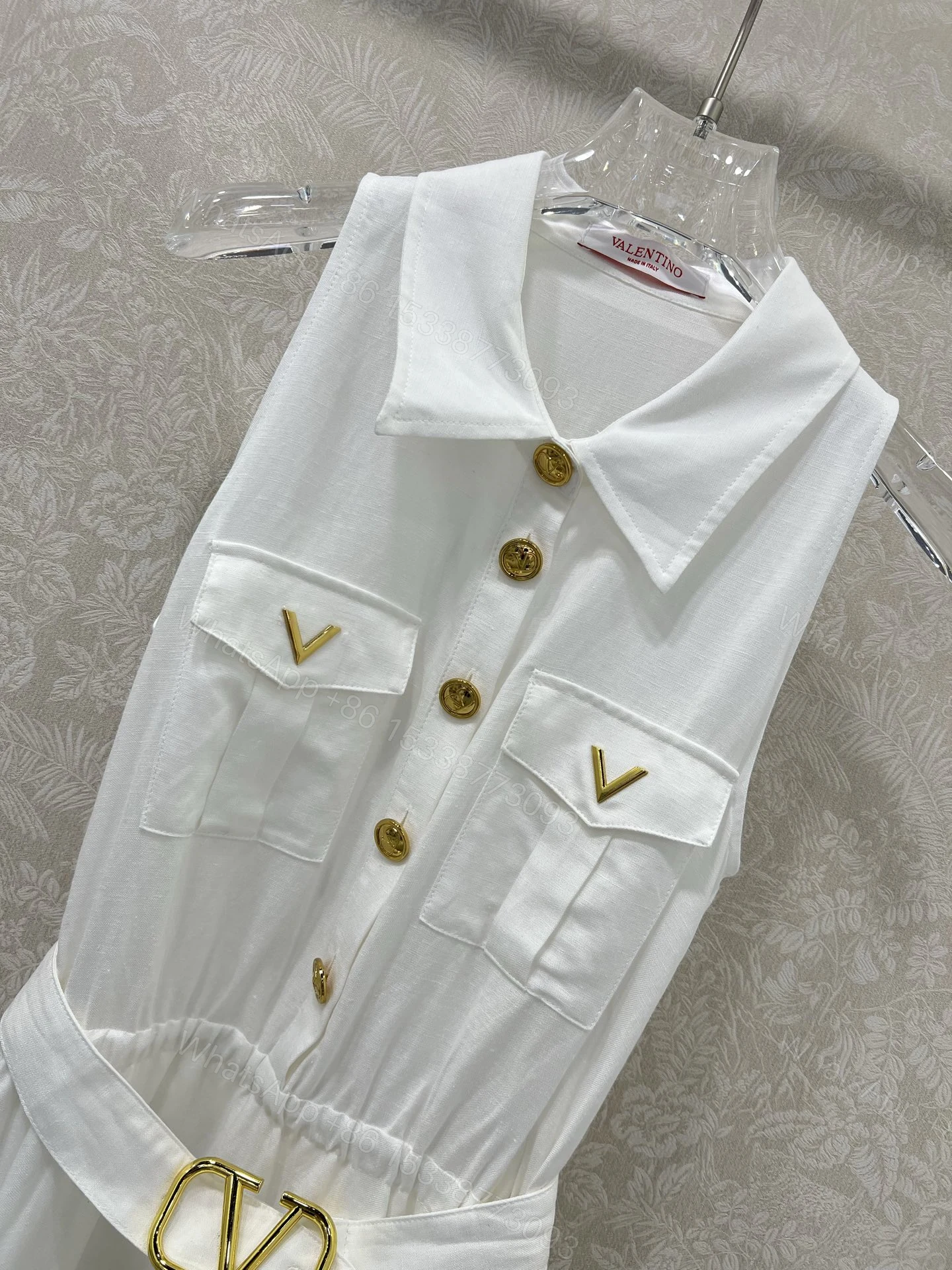 lv高仿女連身裙金扣收腰設計氣質白色無袖優雅款 — view 1