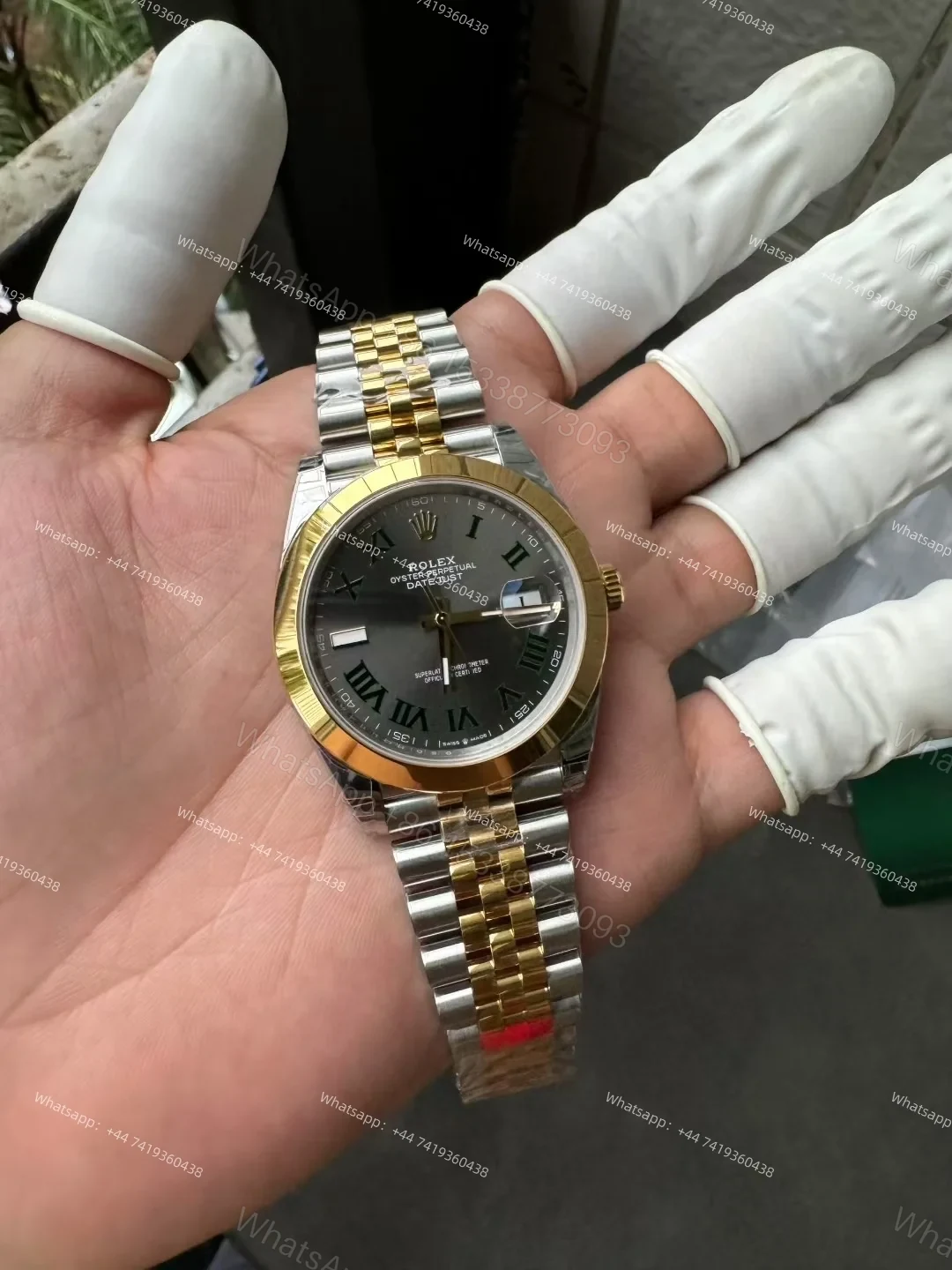 View 8 of Rolex Datejust M126303-0020 1:1 Replica Oystersteel & Yellow Gold Green Roman Dial Jubilee 41MM 3235 Movement Super Clone Watch