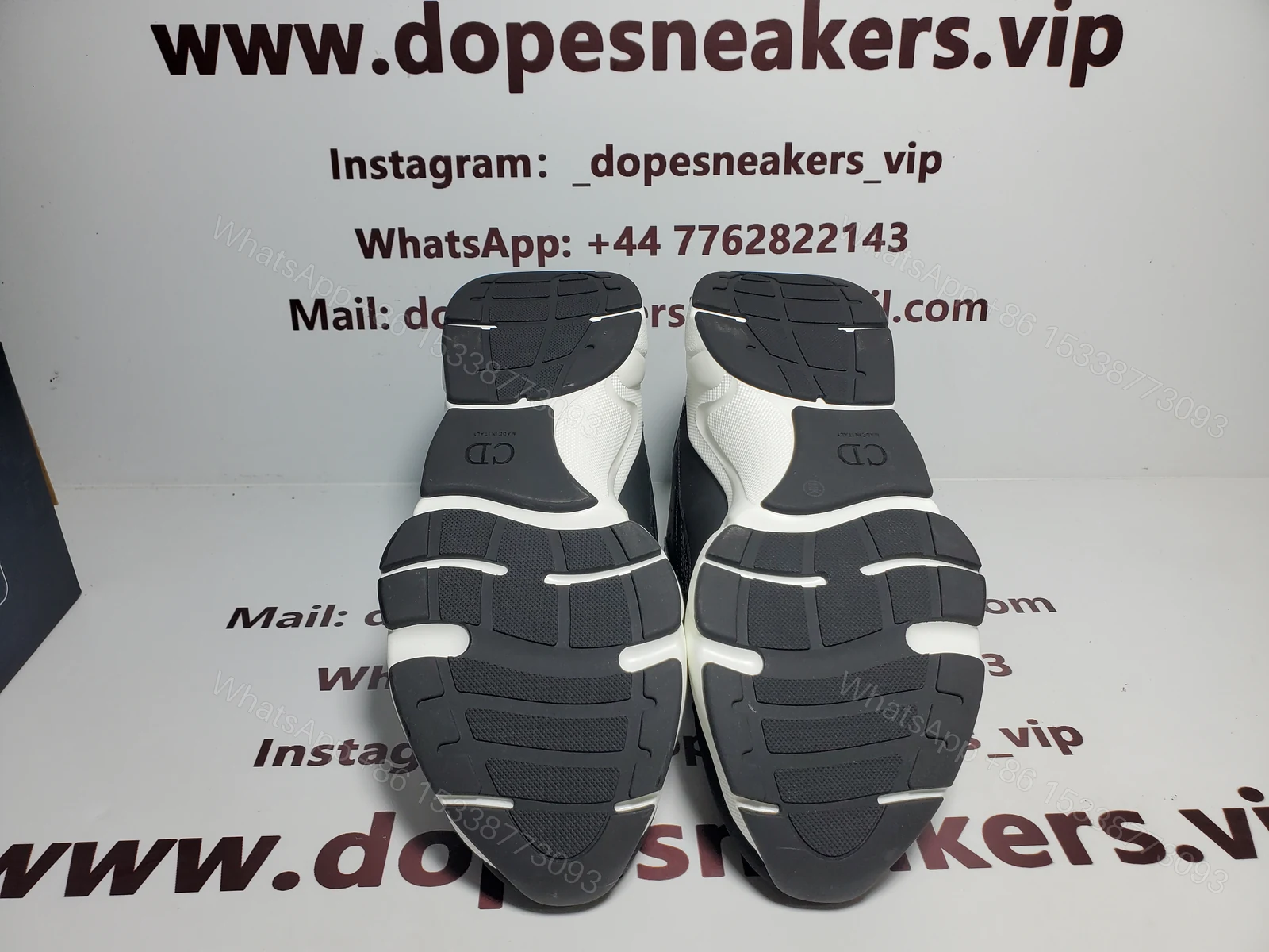 View 5 of Dior B22 Black 3SN231ZHM_H960