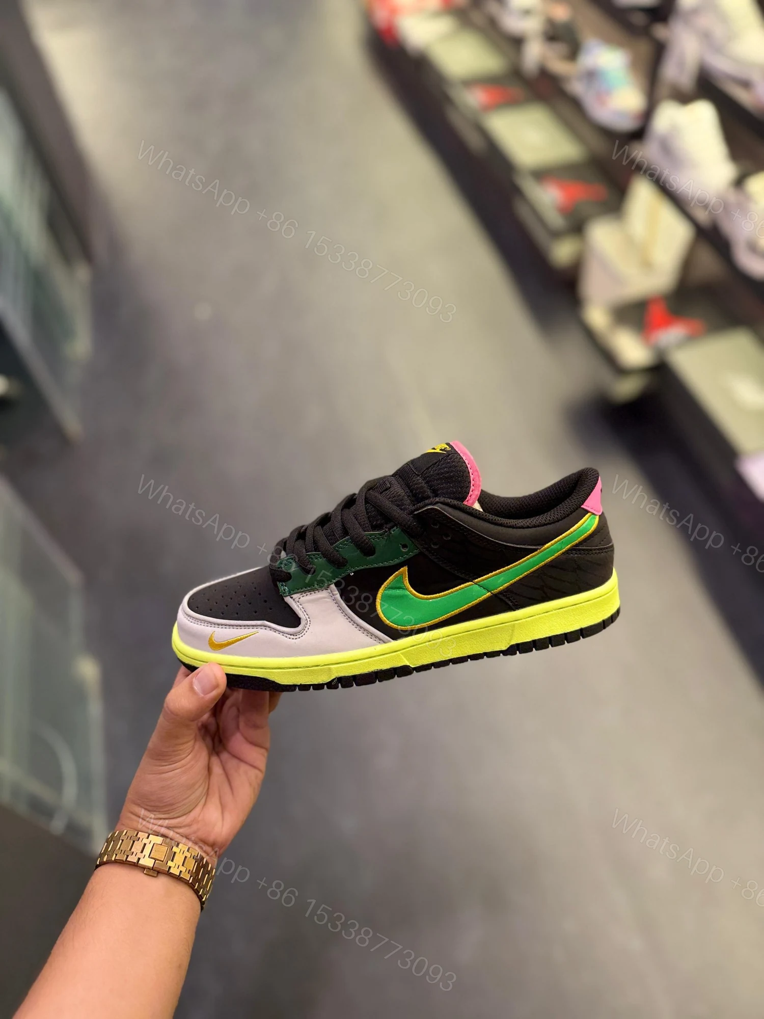 View 9 of FIRST COPY NIKE SB DUNK WHAT THE DUCK