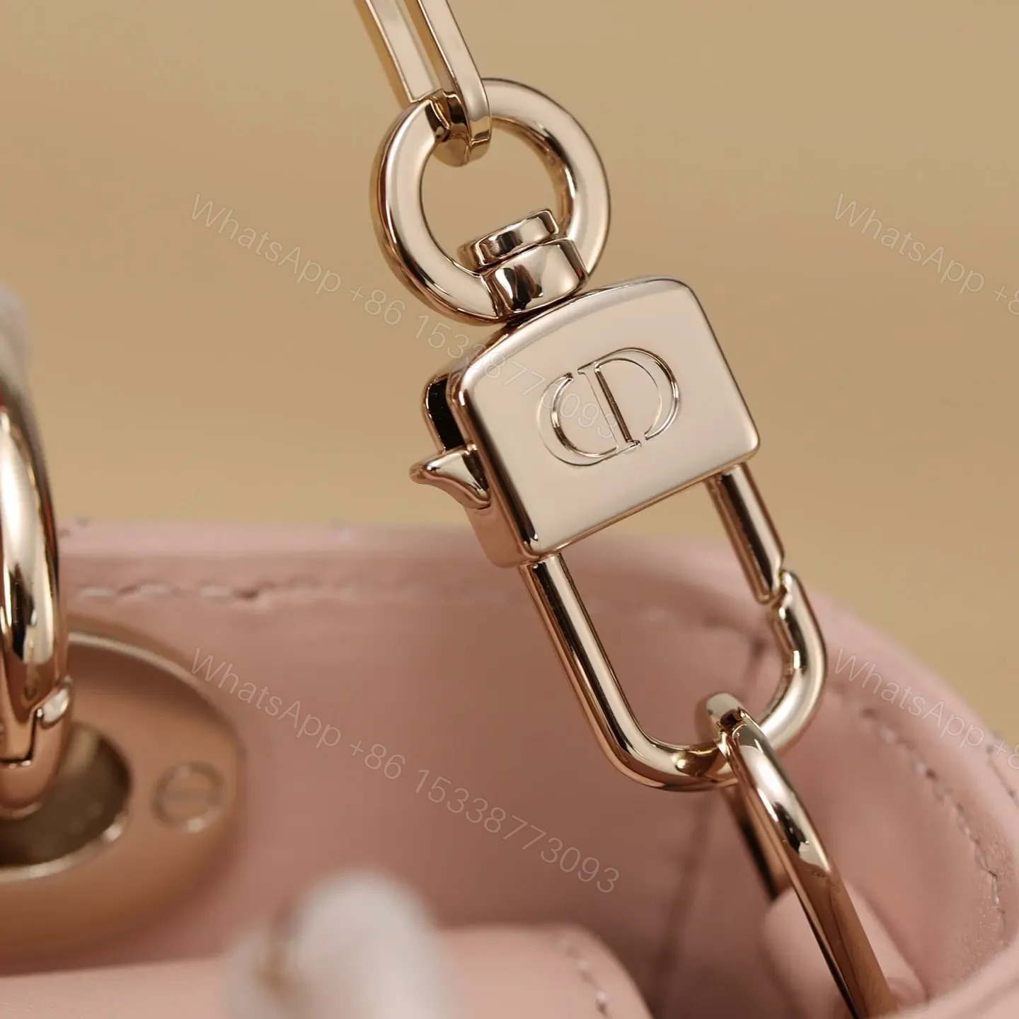 View 14 of 高仿Dior*LadyDJoy系列S0910M84P小羊皮戴妃包沙粉色Mini免檢版