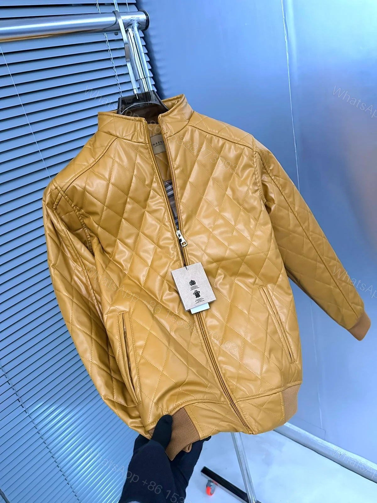 First Copy Burberry Imported Exclusive High-End Jacket for Men — view 1