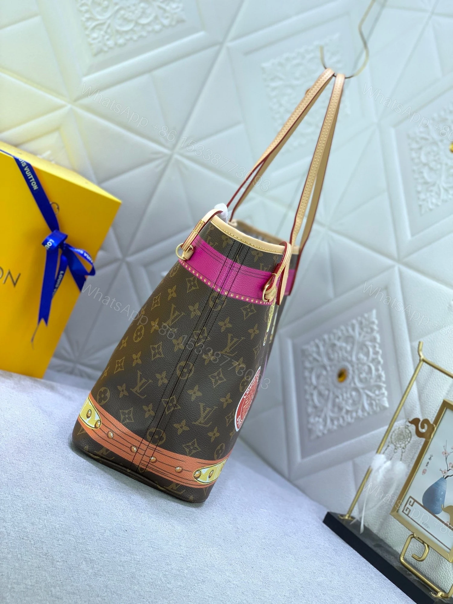 View 7 of New Arrival Bag LUV 811