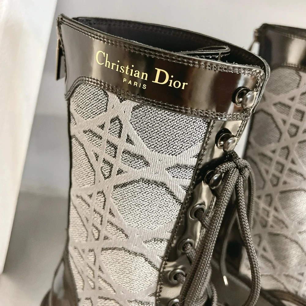 View 6 of 高仿Dior*D-Unit系列KDT134走秀款工裝中筒靴秋冬季灰色免檢版