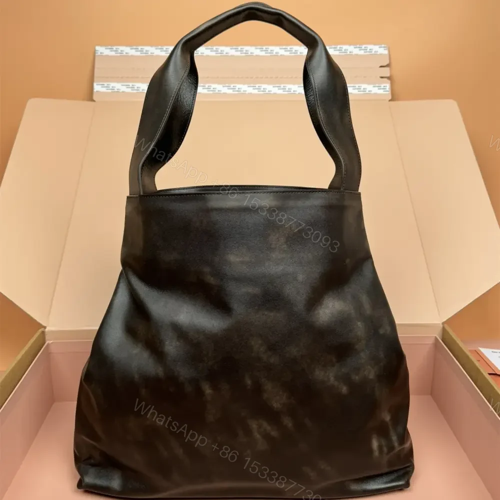 View 2 of 高仿miumiu*5BC119仿舊牛皮Tote包咖啡色免檢版