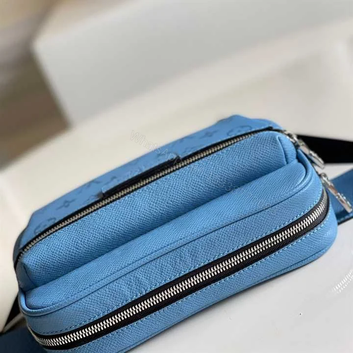 View 3 of OUTDOOR BUMBAG TAIGARAMA DENIM BLUE M30748