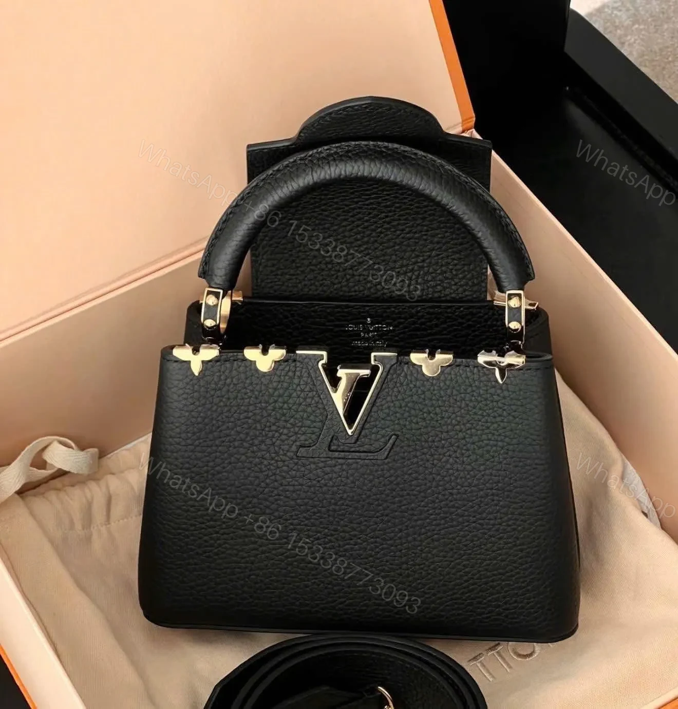 Louis Vuitton Capucines Mini handbag — view 1