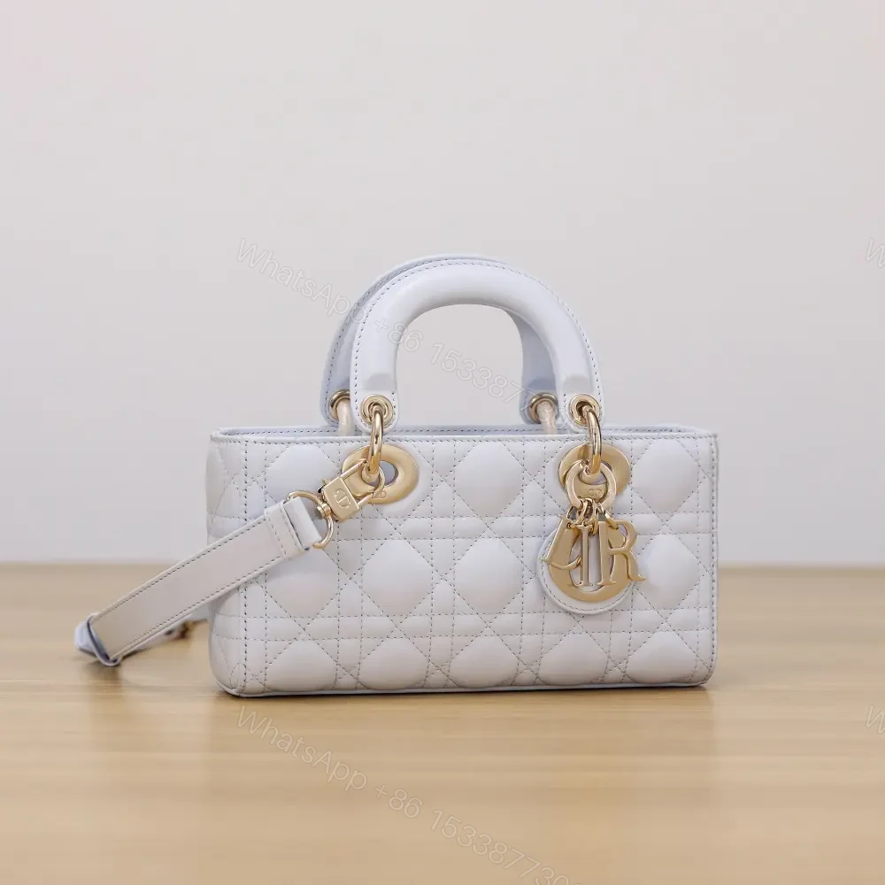 View 3 of 高仿Dior*LadyDJoy系列M0613M26Z小羊皮戴妃包淺藍色小號免檢版