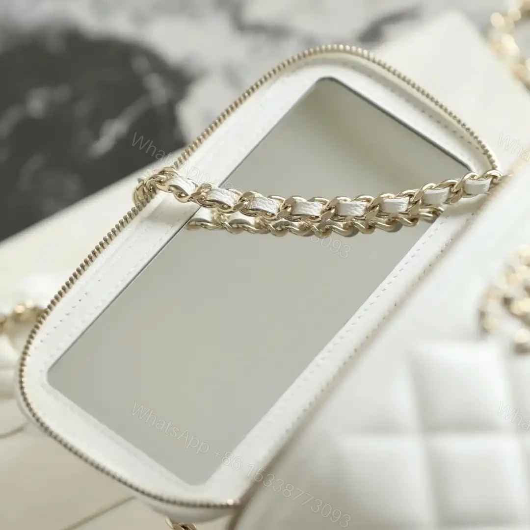 View 16 of 高仿Chanel*26S系列AP5182小球紋牛皮盒子包白色免檢版