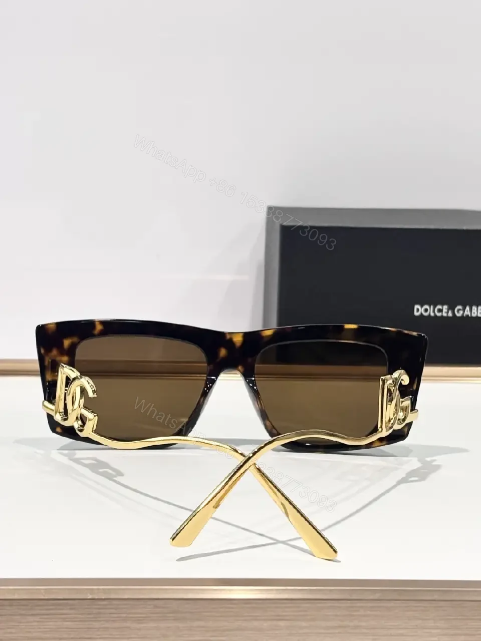 View 3 of Oversized Frame Sunglasses: Luxe, UV400, Modern Edge, Durable