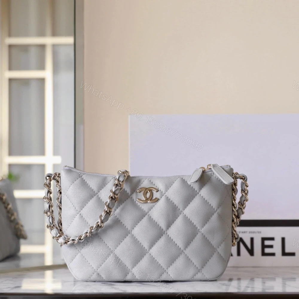 高仿Chanel24P*AS4319球紋牛皮單肩包免檢版 — view 1
