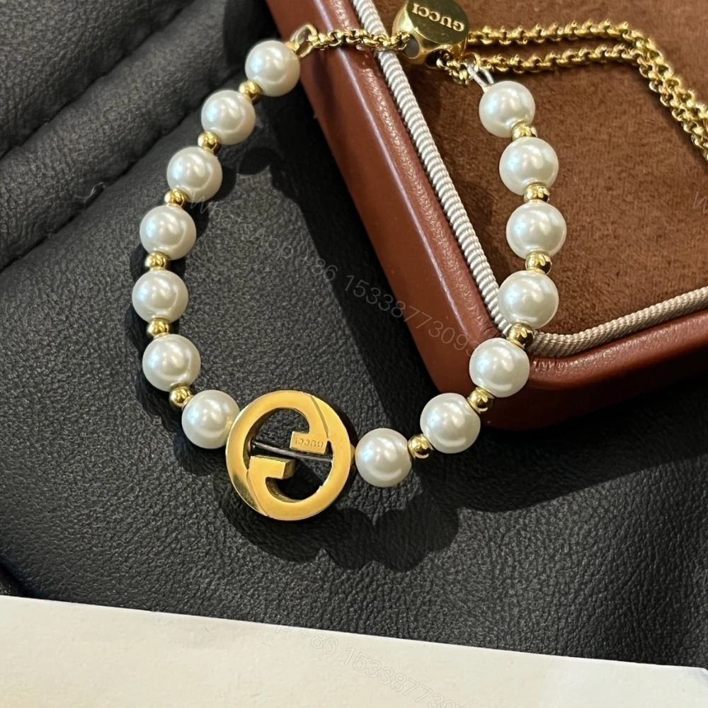 View 5 of Gucci Interlocking Pearl Bracelet Gold ‎839033 JCF27 8062