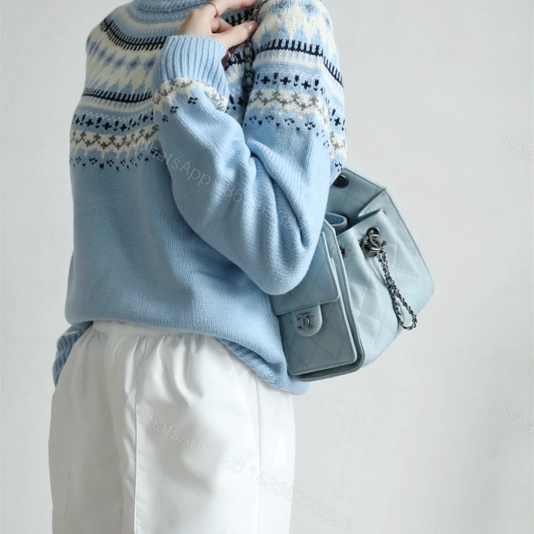 View 19 of 高仿Chanel*26C/25Bag系列AS5311小牛皮手袋Mini霧霾藍免檢版