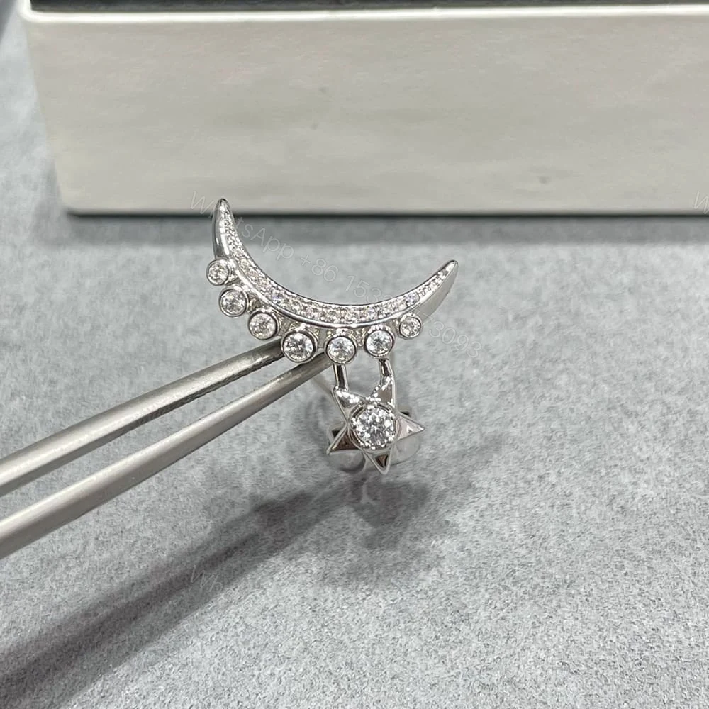 View 5 of CHANEL LUNE DE CHANEL SINGLE CLIP EARRINGS