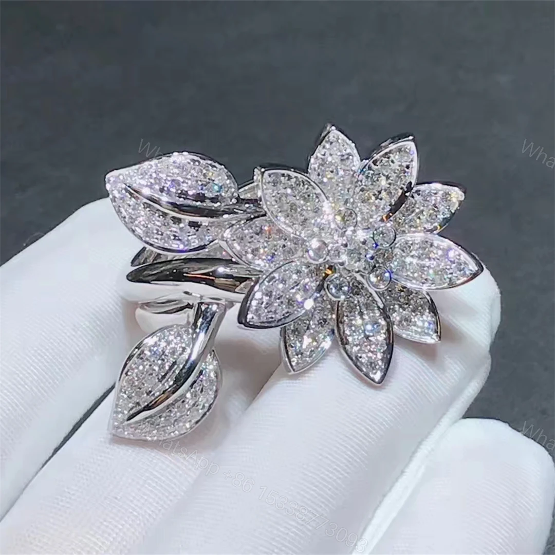 View 2 of VCA Lotus Between the Finger Ring