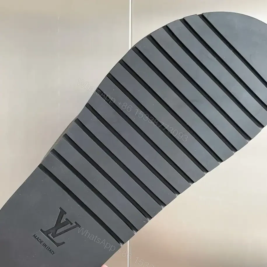 View 3 of LV OASIS MULE – LVS39