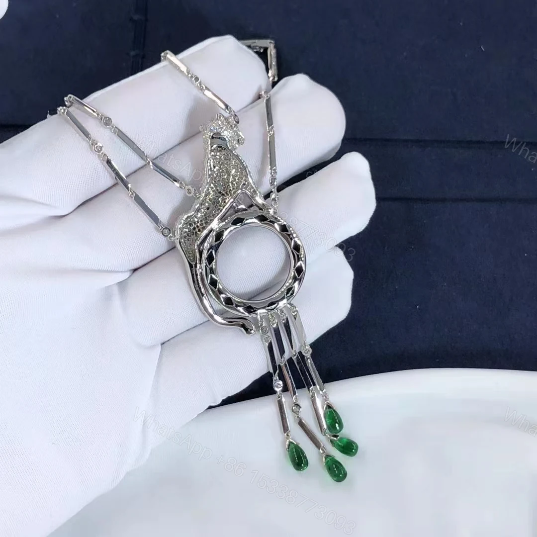 View 5 of Panthère de Cartier necklace, Diamonds