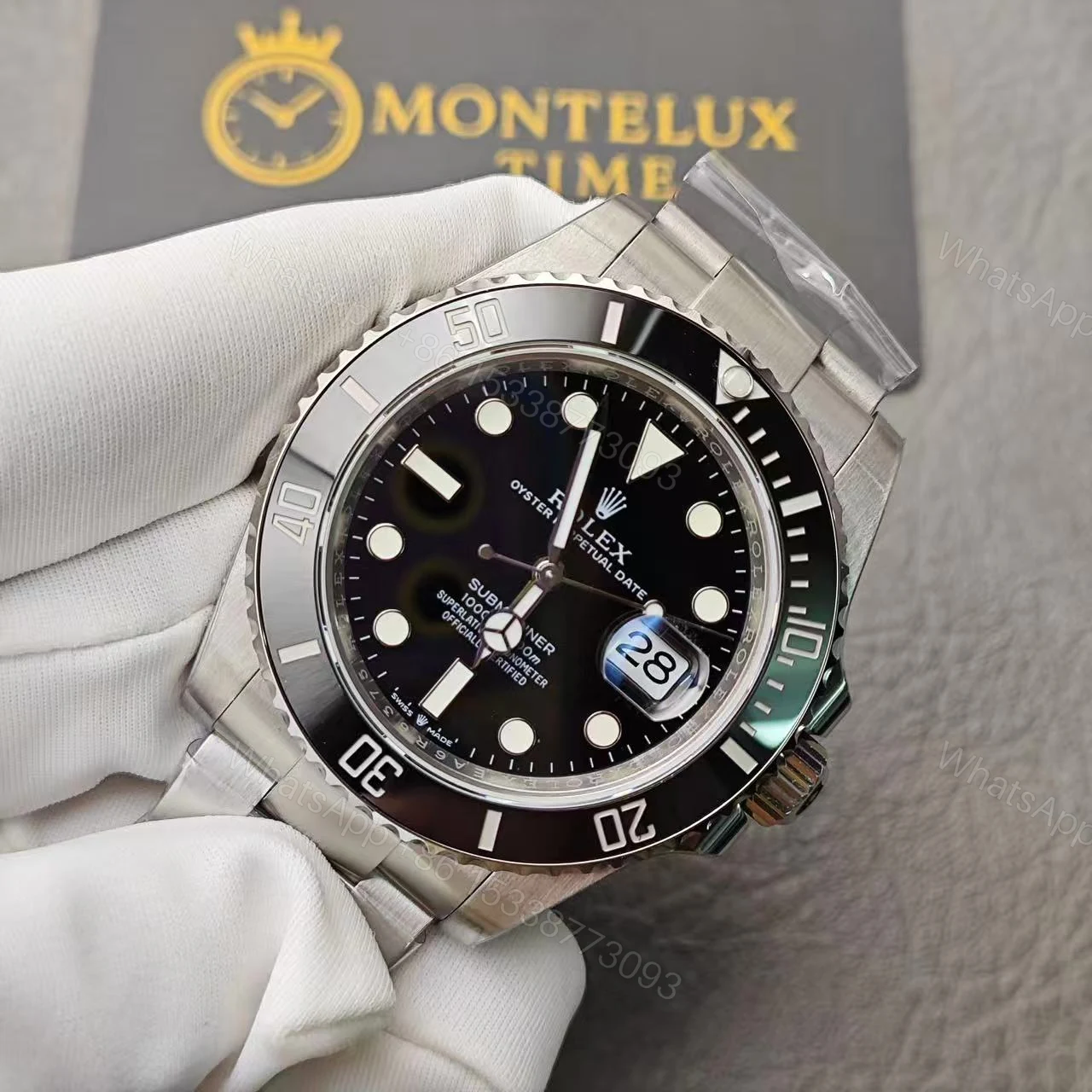 View 7 of Replica Rolex Submariner – Silver/Black 40mm 116610LN