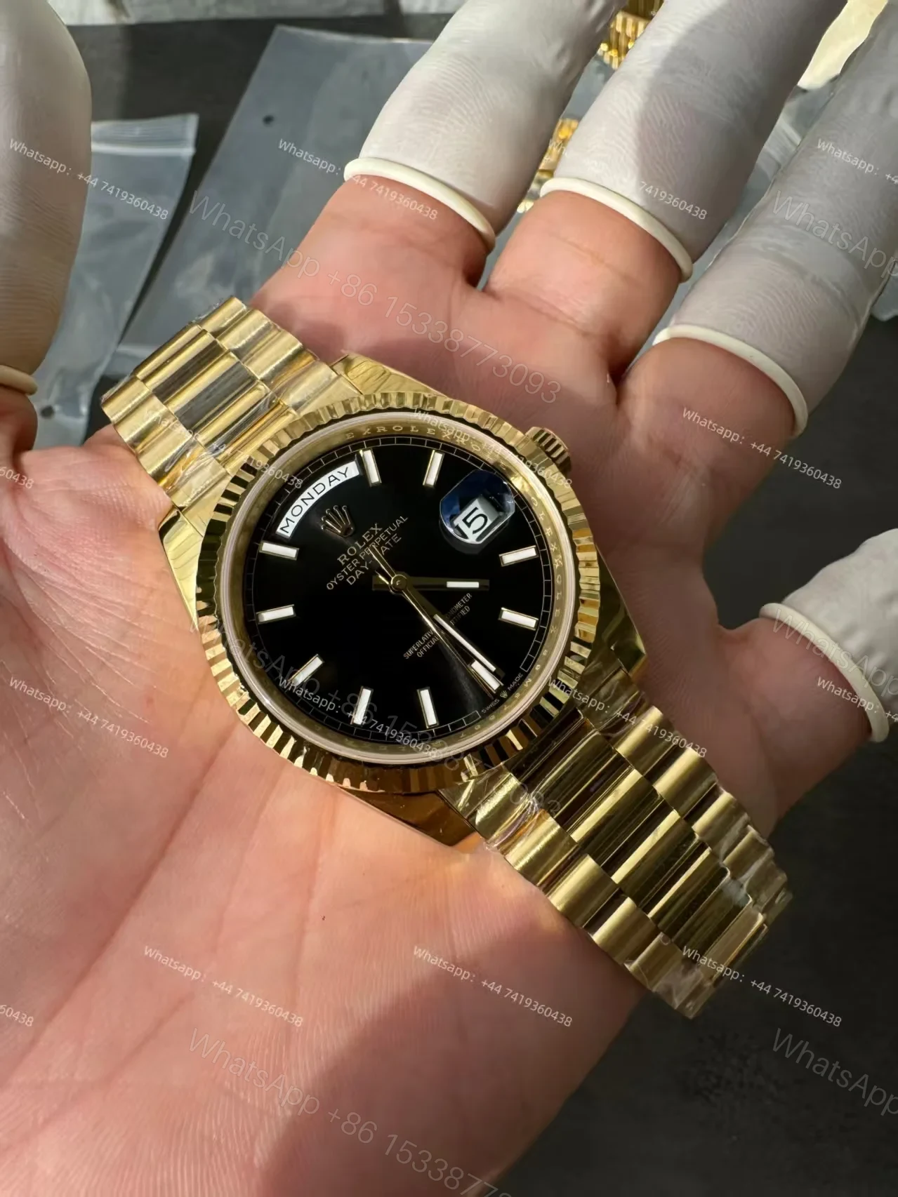 View 19 of Rolex Day-Date M228238-0067 1:1 Replica Gold Black Dial 40MM 3255 Movement Presidential Bracelet Super Clone Watch