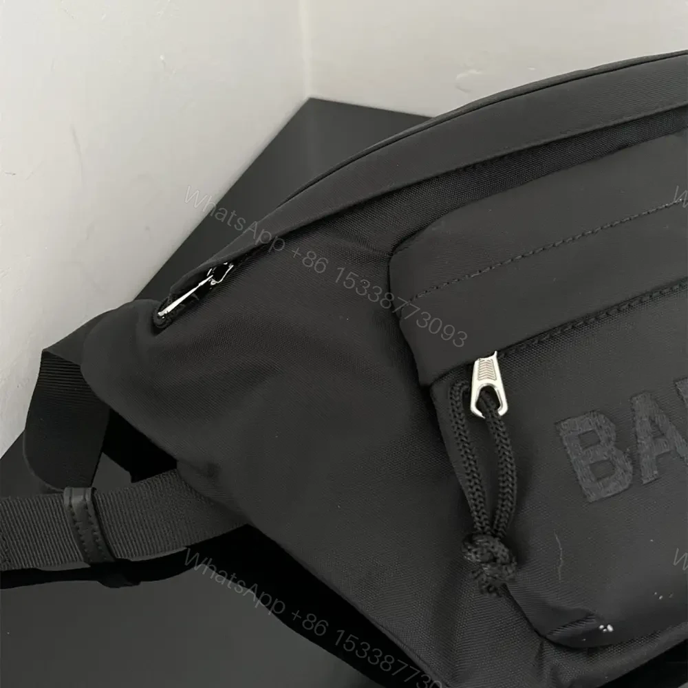 View 5 of 高仿BalenciagaWheelBeltpack系列尼龍胸包黑色