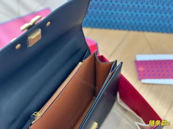 View 3 of FIRST COPY Tory Burch Eleanor Premium Shoulder Bag