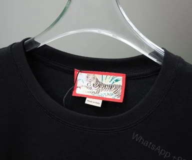 View 5 of GUCCI Tiger T-Shirt – GC0057