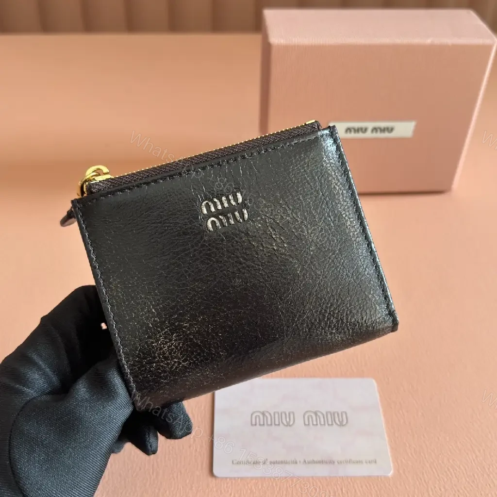 Chic Leather Compact Wallet, Gold Zip, Slim Designer-Style Cardholder — view 1