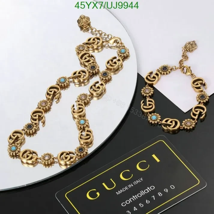 Gucci GG Flower Gold Bracelet UJ9944 — view 1
