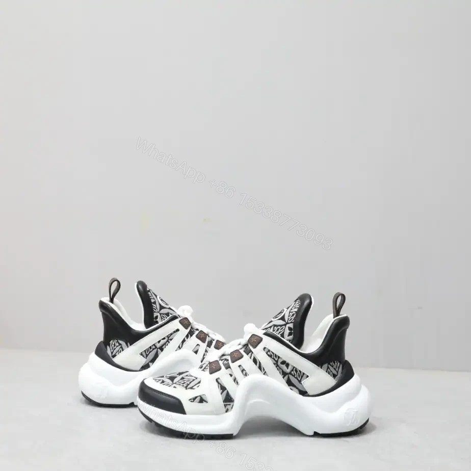 View 6 of LV ARCHLIGHT SNEAKER – LSVM025
