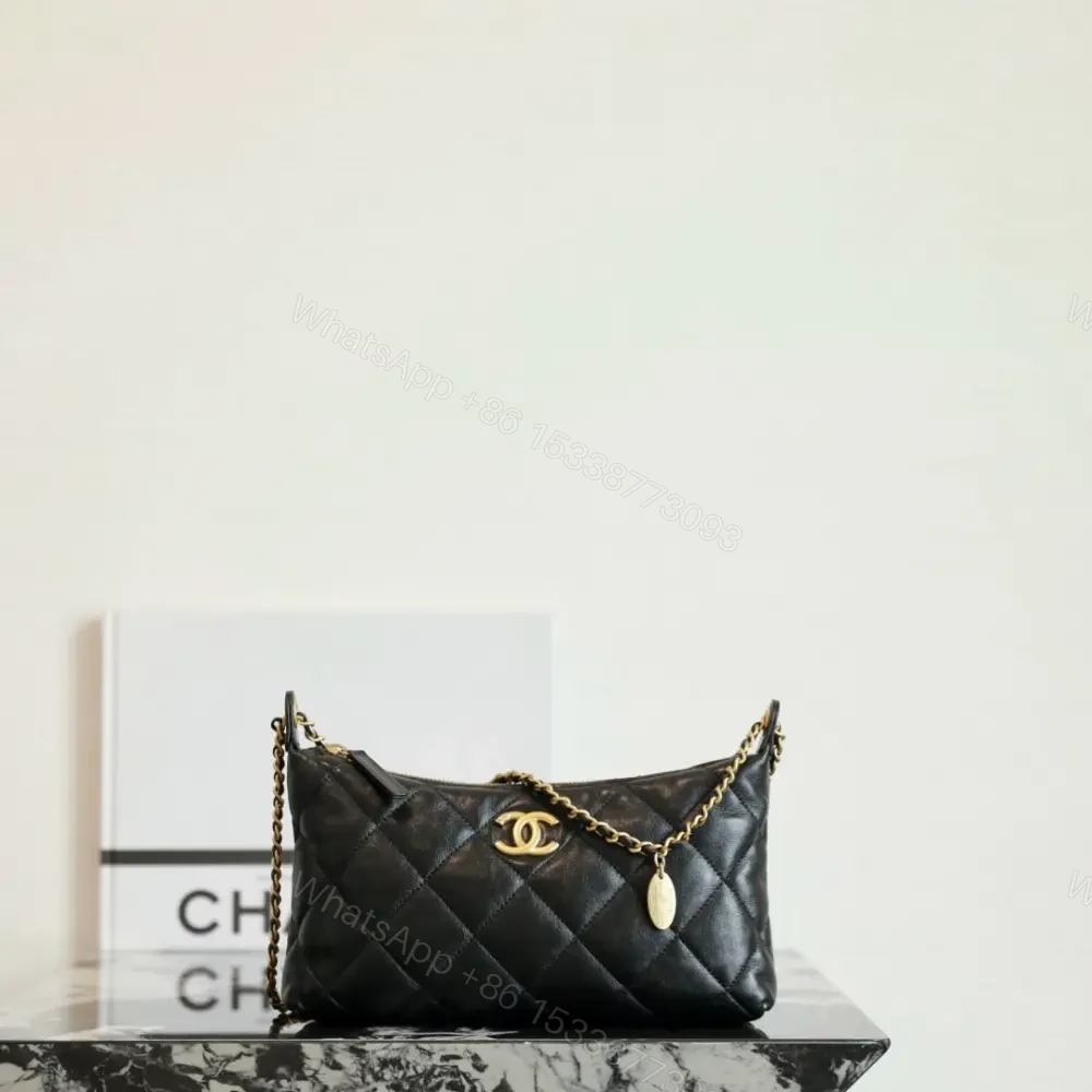 高仿Chanel*25S系列AS5528小羊皮腋下包黑色免檢版 — view 1