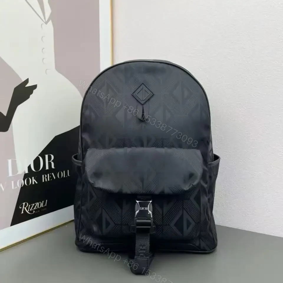 DIOR — view 1