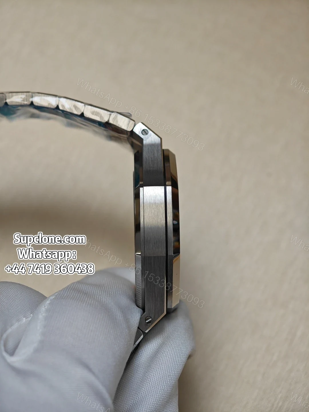 View 11 of Audemars Piguet Super Clone 1:1 Royal Oak 15500 Blue Dial