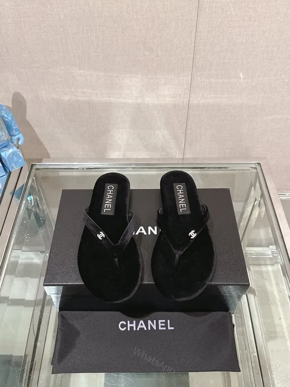 Chic Velvet Slip-On Sandals with Luxe Chanel-Inspired Flair — view 1