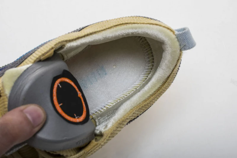 View 11 of MAX97 OFF-WHITE x Nike Air Max 97 Release Date Corduroy Cap AJ4219-400