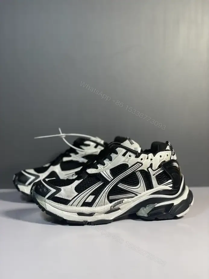 View 4 of BALENCIAGA RUNNER SNEAKER IN BLACK AND WHITE MESH AND NYLON – BB266