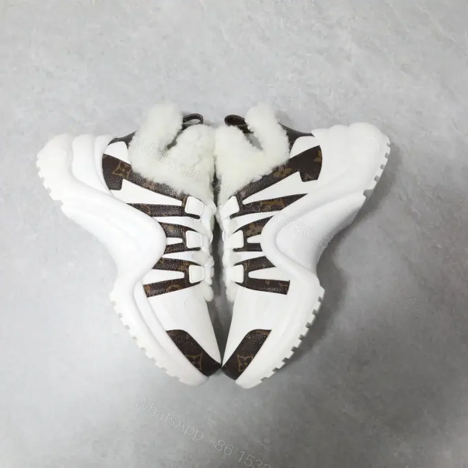View 8 of LV ARCHLIGHT SNEAKER – LSVM017